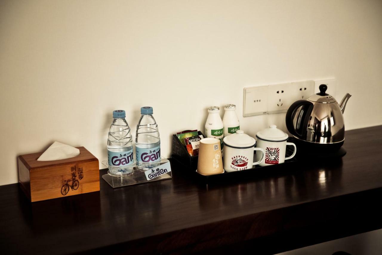 Nostalgia Hotel Near Prince Gong'S Mansion- Beihai Park, Tian'Anmen Square, Nanluoguxiang Hutong, Huguosi Hutong Snack Street, 5 Minutes Walk Away From Ping'Anli Subway Station, Free Ice Cream And Laundry Service,English Communication Well Pekin Dış mekan fotoğraf